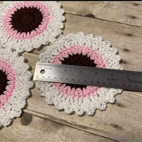 Coasters/Small Doilies/ Handmade Neapolitan Set of 3 Brown Pink & White - Picture 3 of 4